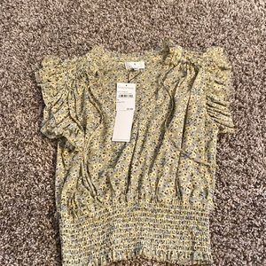 Socialite Size M blouse